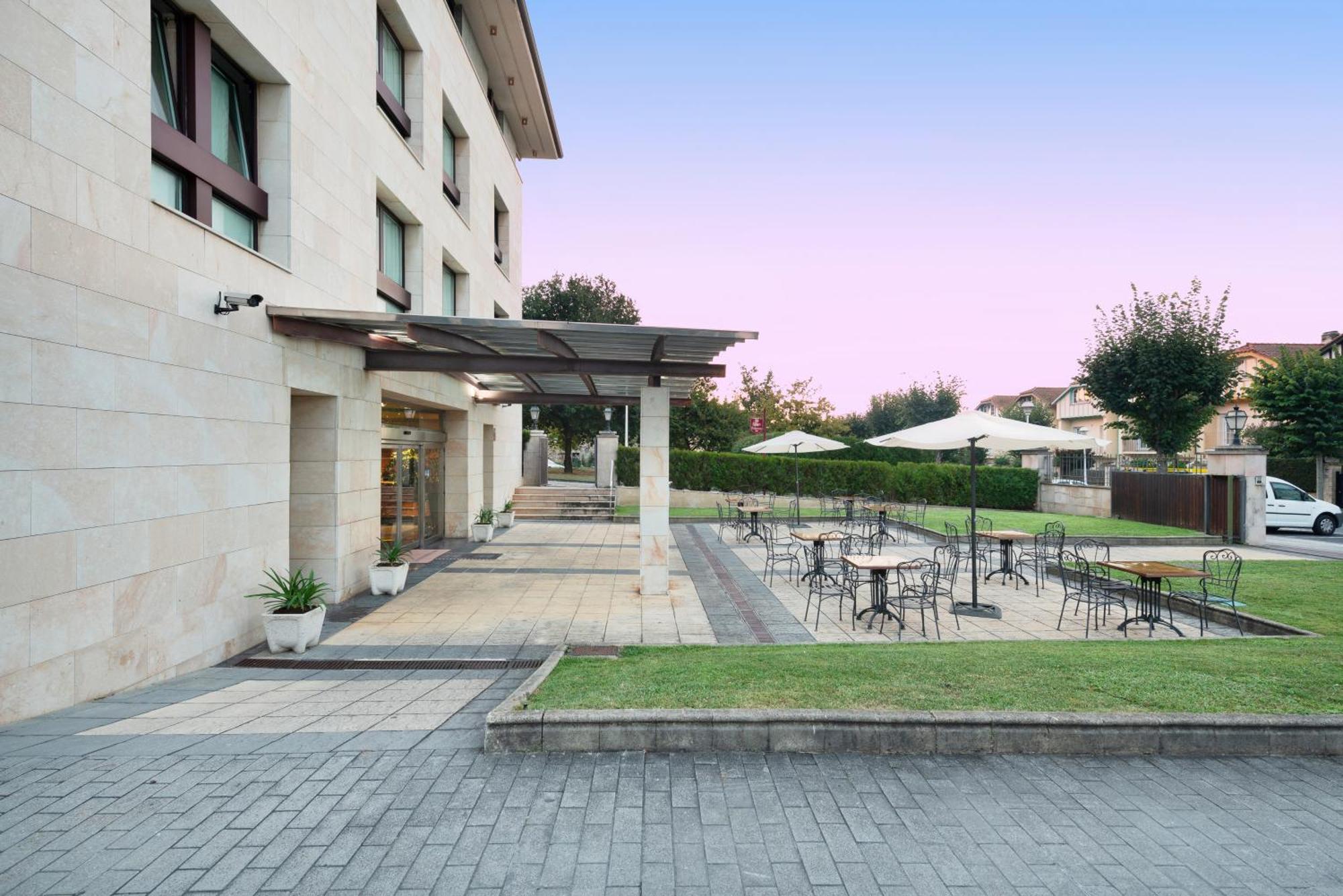 Hospedium Hotel Blu Loiu Exterior foto